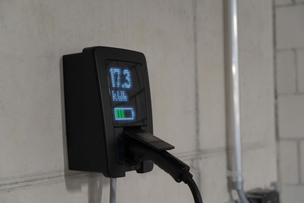 Tik Tak Bilgi - Duvara monte ev tipi elektrikli araç şarj ünitesi